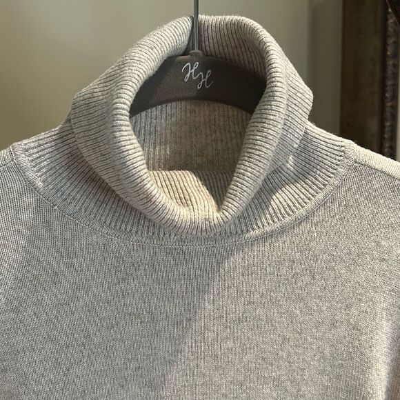 LAUREN RALPH LAUREN Gray Turtleneck Sweater - Picture 4 of 7